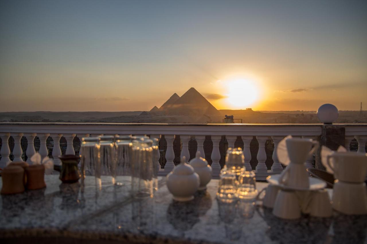 Heru Pyramids View Hotel Il Il Cairo Esterno foto