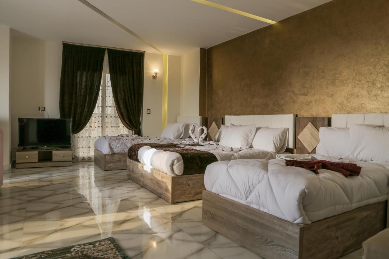 Heru Pyramids View Hotel Il Il Cairo Esterno foto